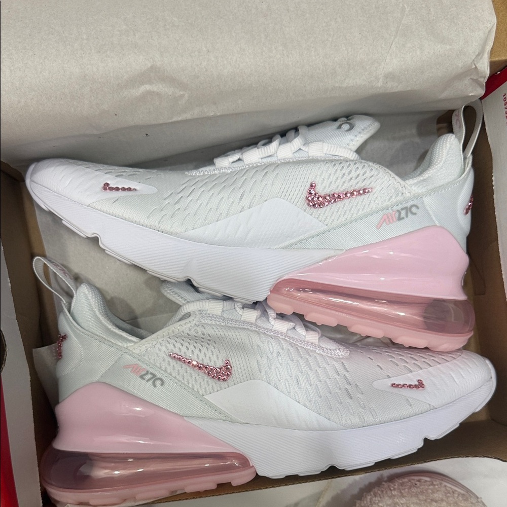 Nike Women's White and Pink Air Max 270 Sneakers